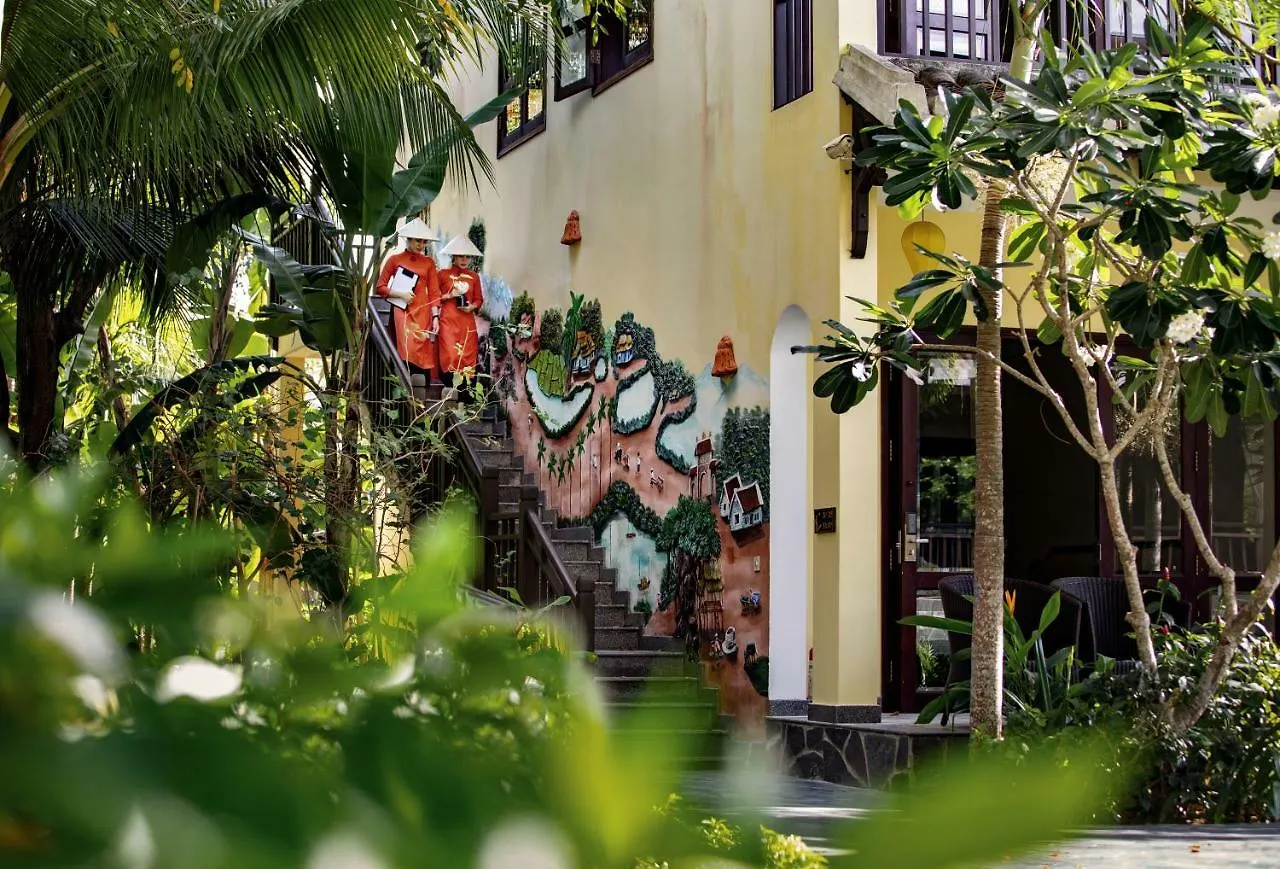 Mulberry Collection Silk Village Hoi An